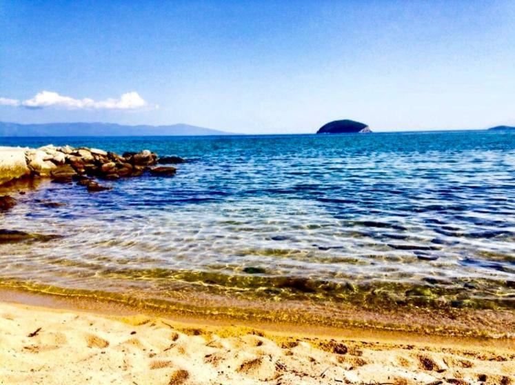 Feel Free Villa Palaiontsiflikion Luaran gambar