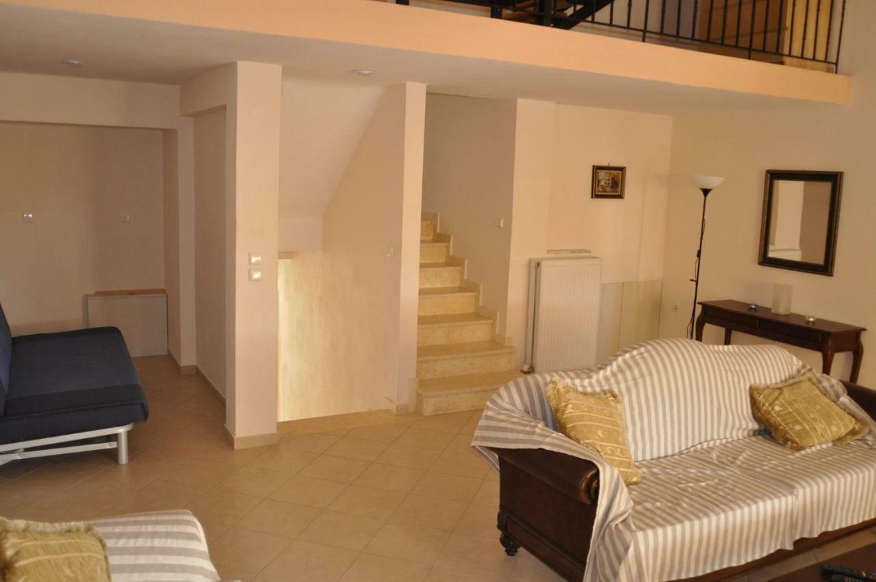 Feel Free Villa Palaiontsiflikion Luaran gambar